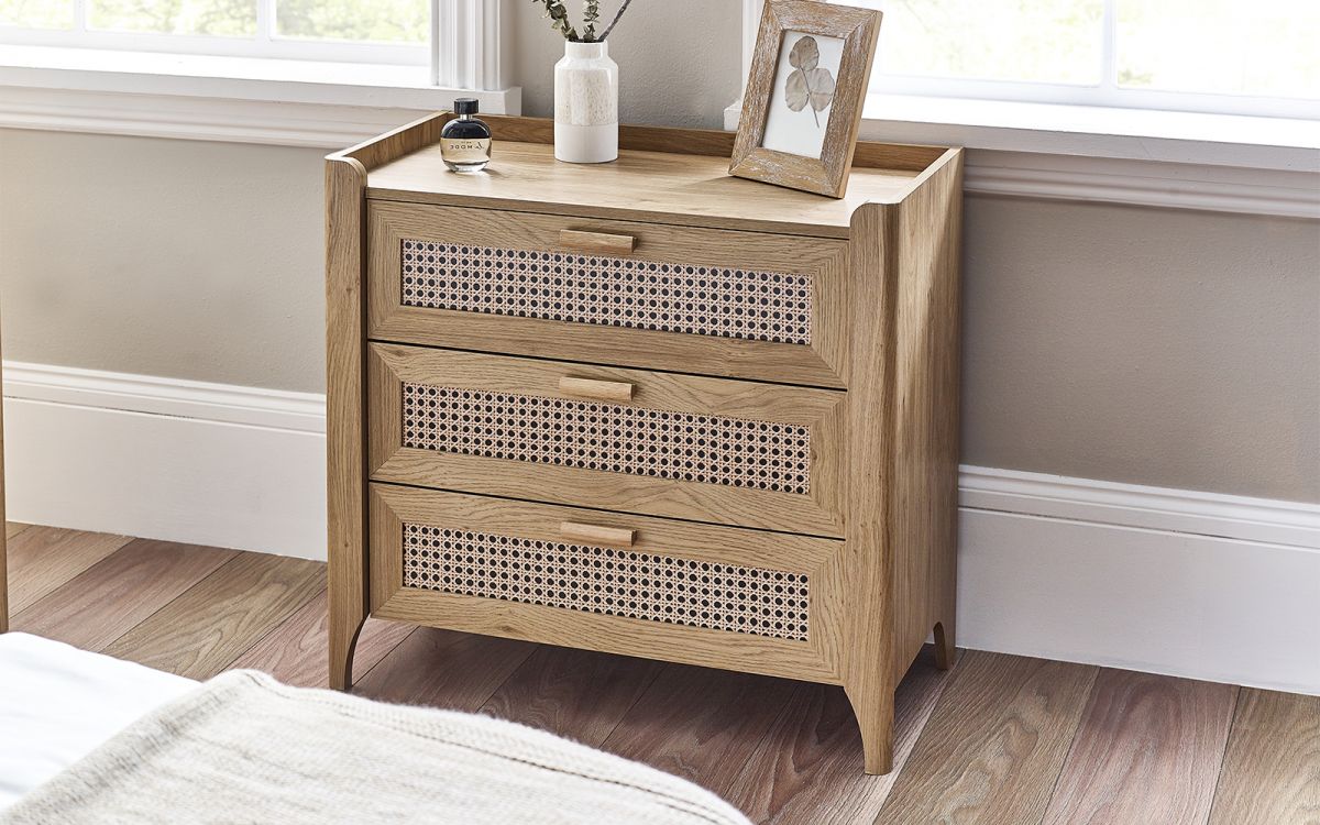 Julian Bowen Sydney Oak 3 Drawer Chest
