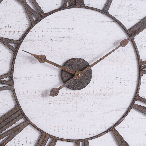 Hill Interiors Rustic Wooden Clock With Aged Numerals And Hands