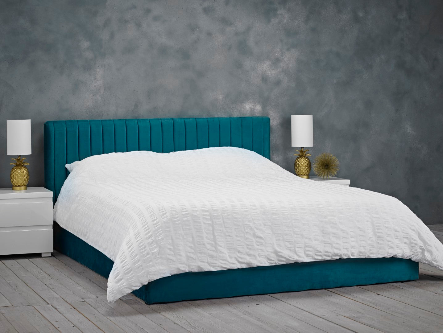 LPD Berlin 4ft6 Double Teal Velvet Ottoman Bed Frame