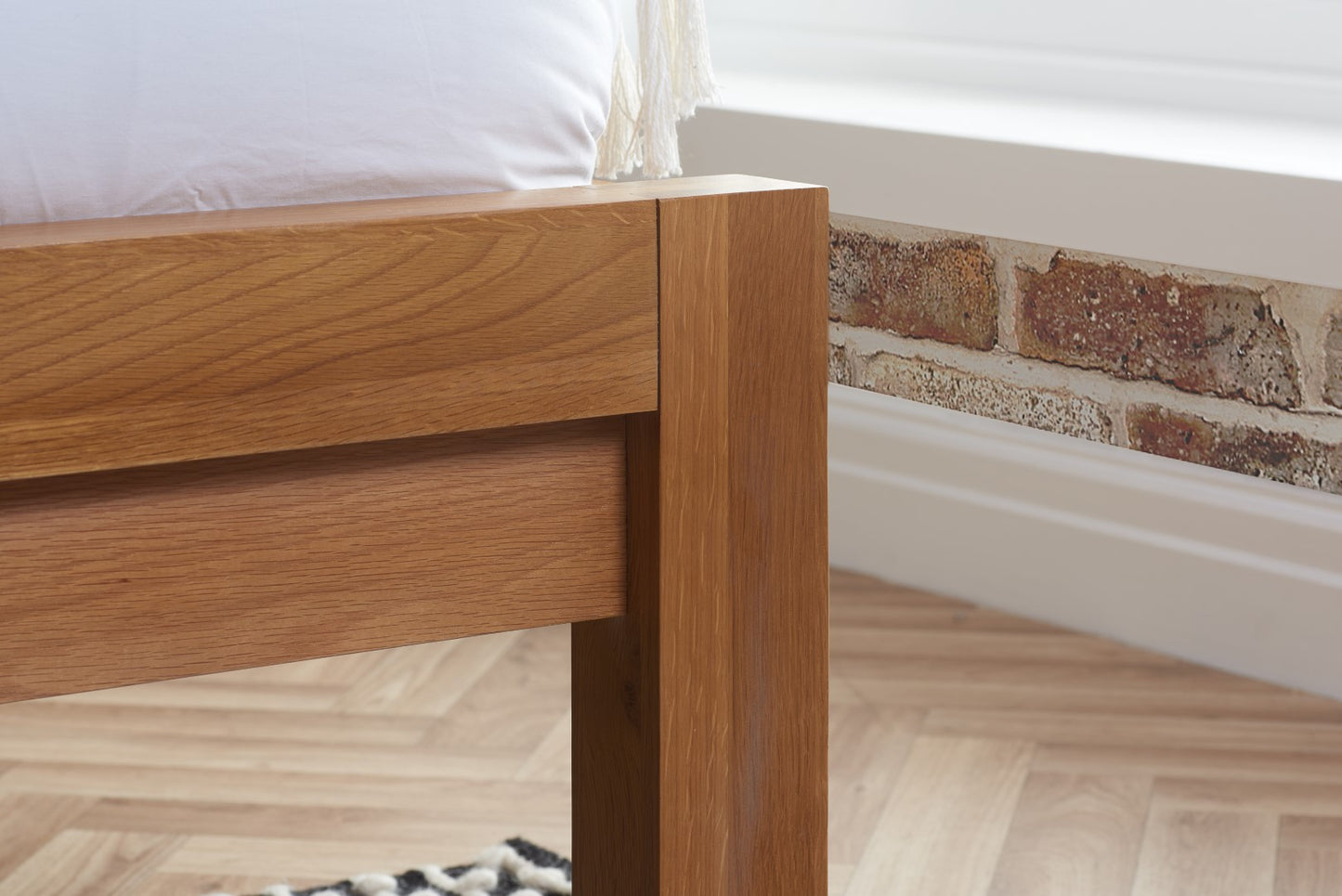 Birlea Bellevue 4ft6 Double Oak Bed Frame