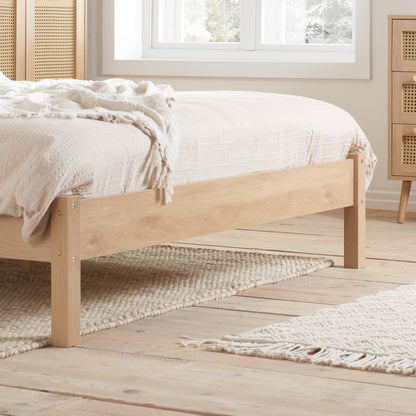 Birlea Croxley 4ft6 Double Oak & Rattan Bed Frame