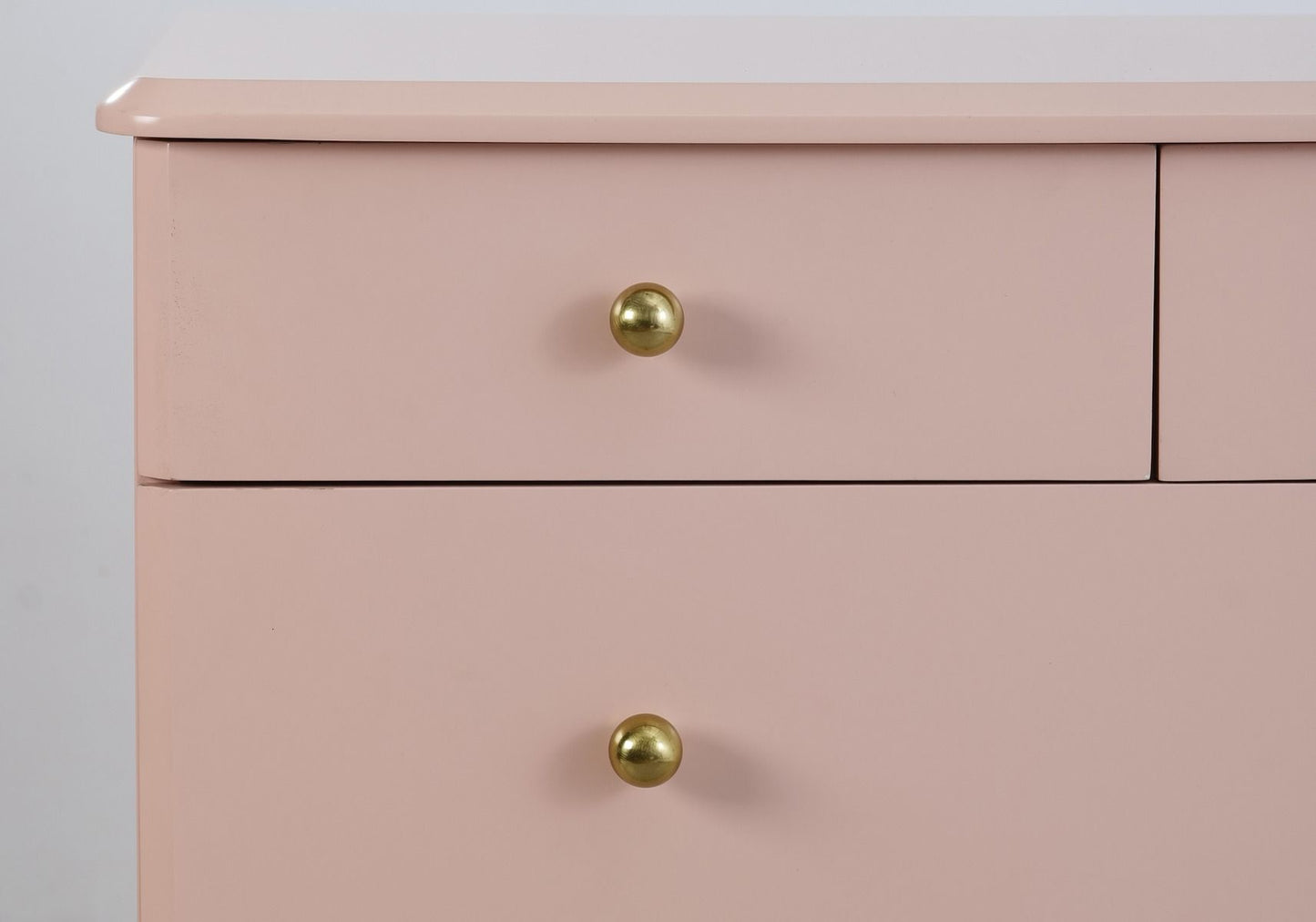 Flair Furnishings Maddie Pink & Brass Chest Of Drawers