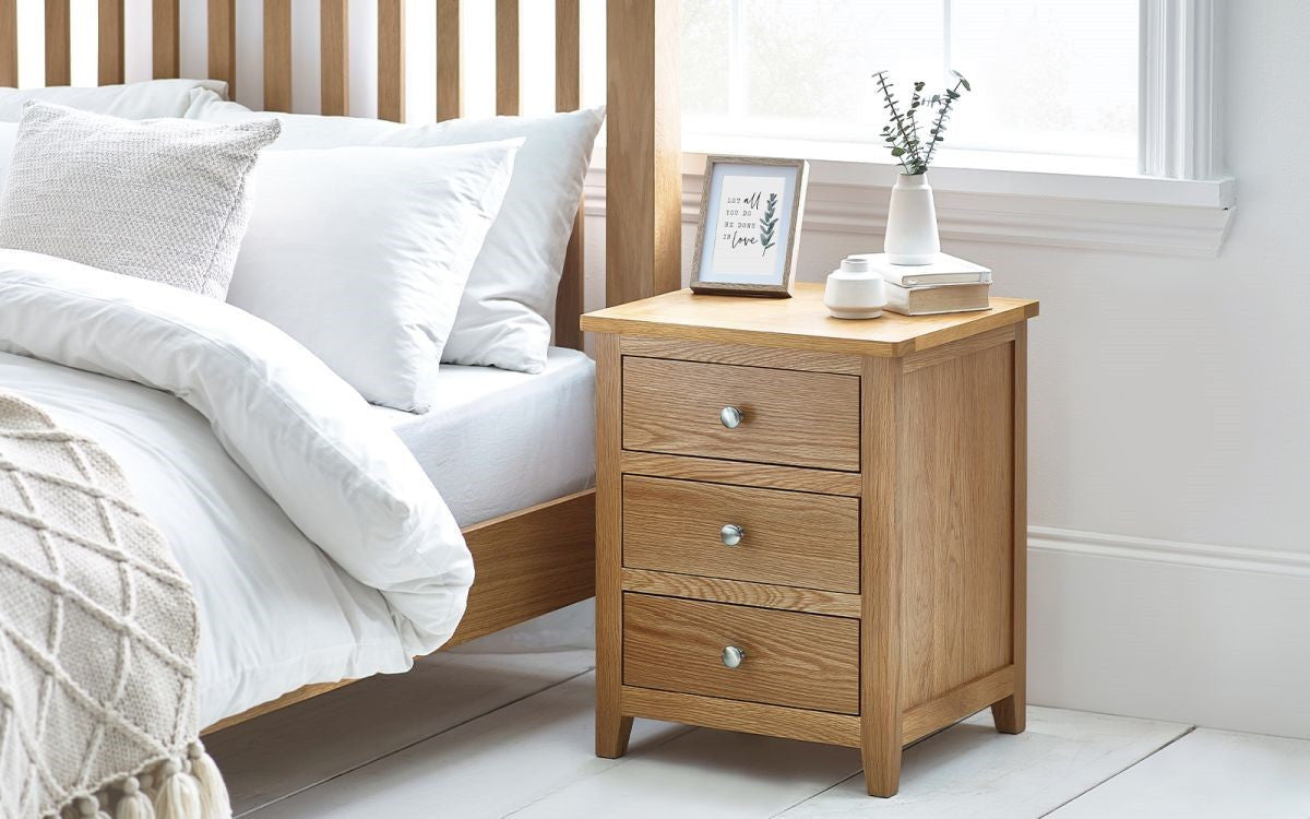 Julian Bowen Mallory Oak 3 Drawer Bedside