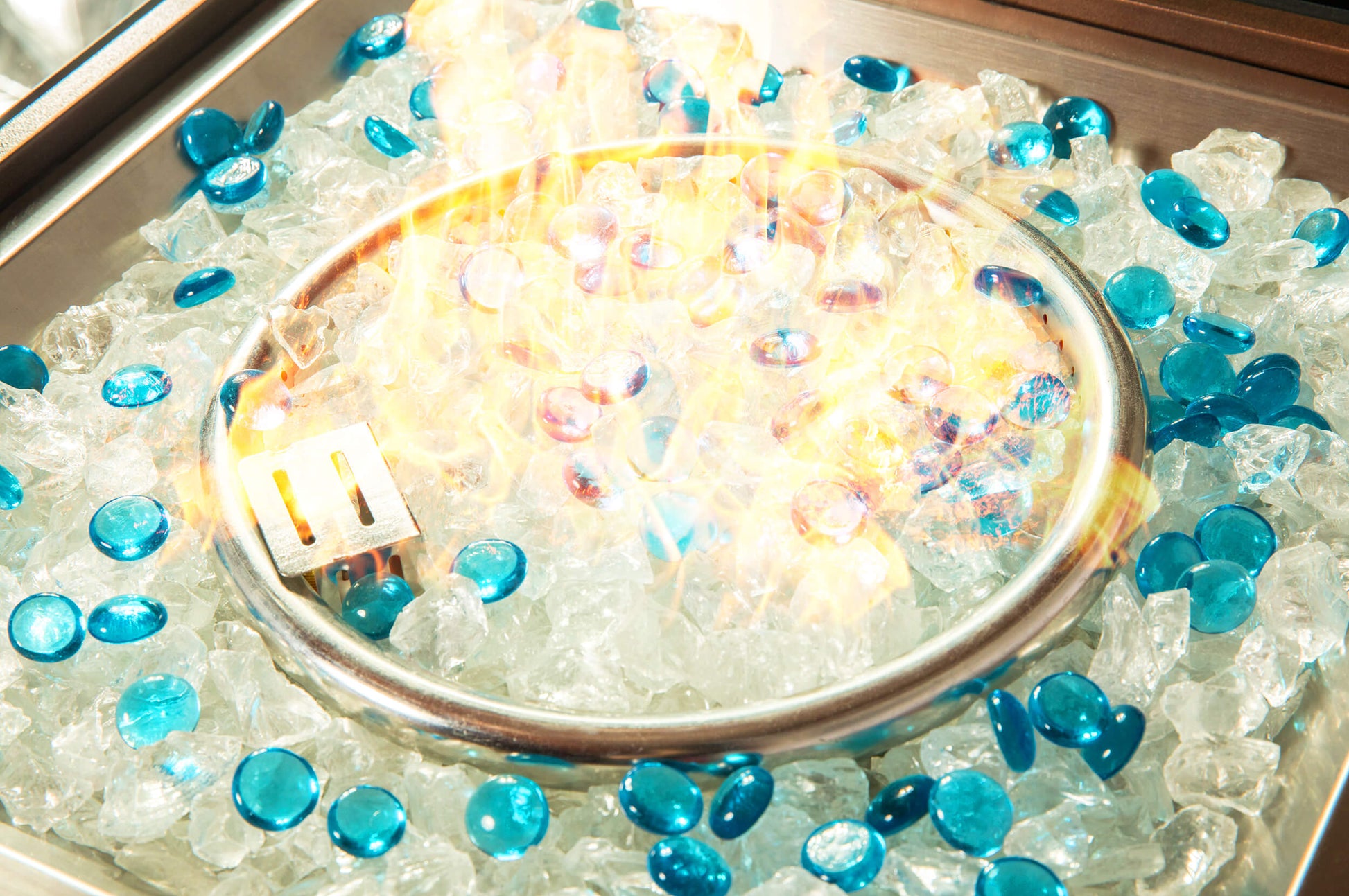 MDA Designs OSTARA Wicker Gas Fire Pit 76x76x63mm
