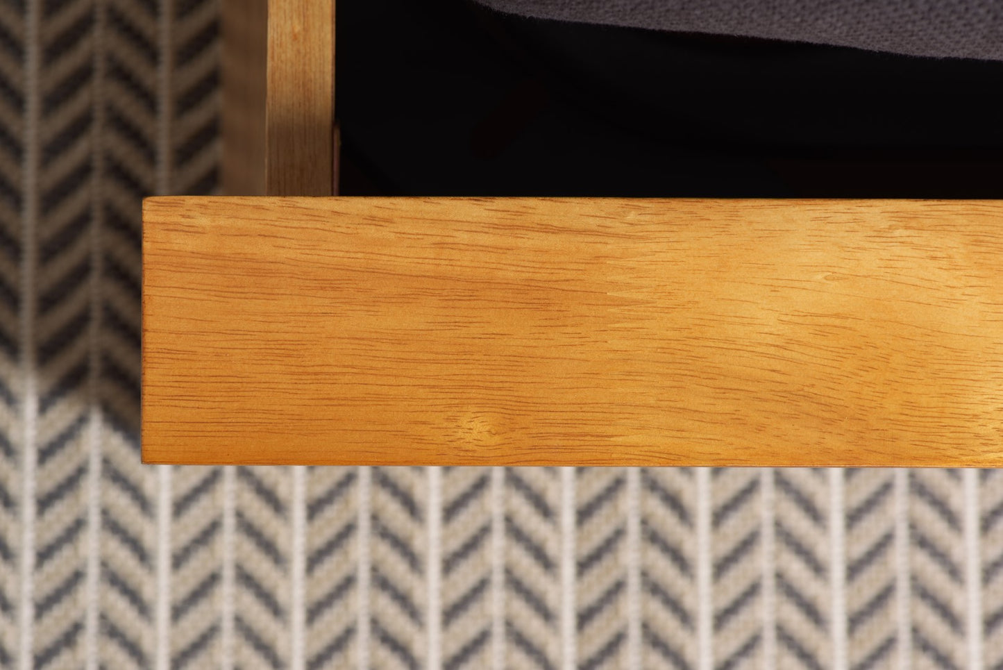 Birlea Phoenix 5ft Kingsize Oak Ottoman Bed Frame