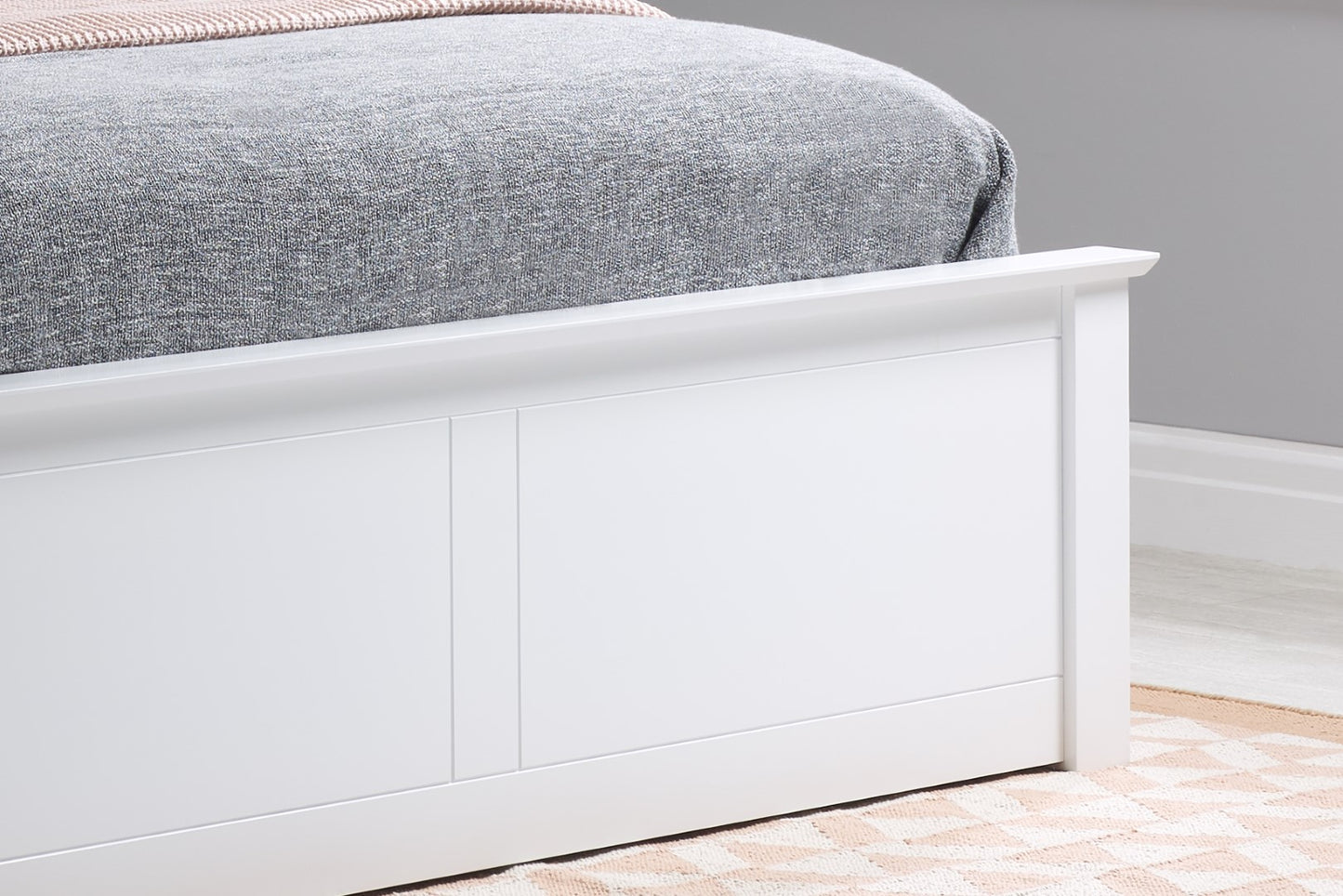 Birlea Phoenix 4ft Small Double White Ottoman Bed Frame