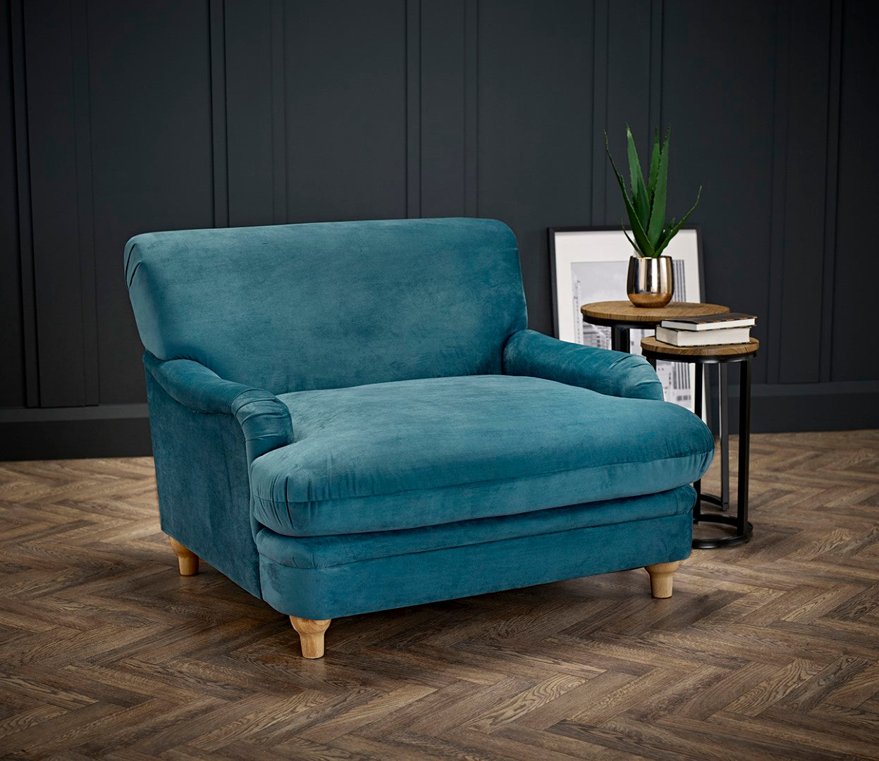 LPD Plumpton Peacock Blue Velvet Chair